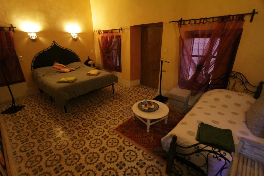 Kasbah 123 Soleil Hotel Skoura Quarto foto