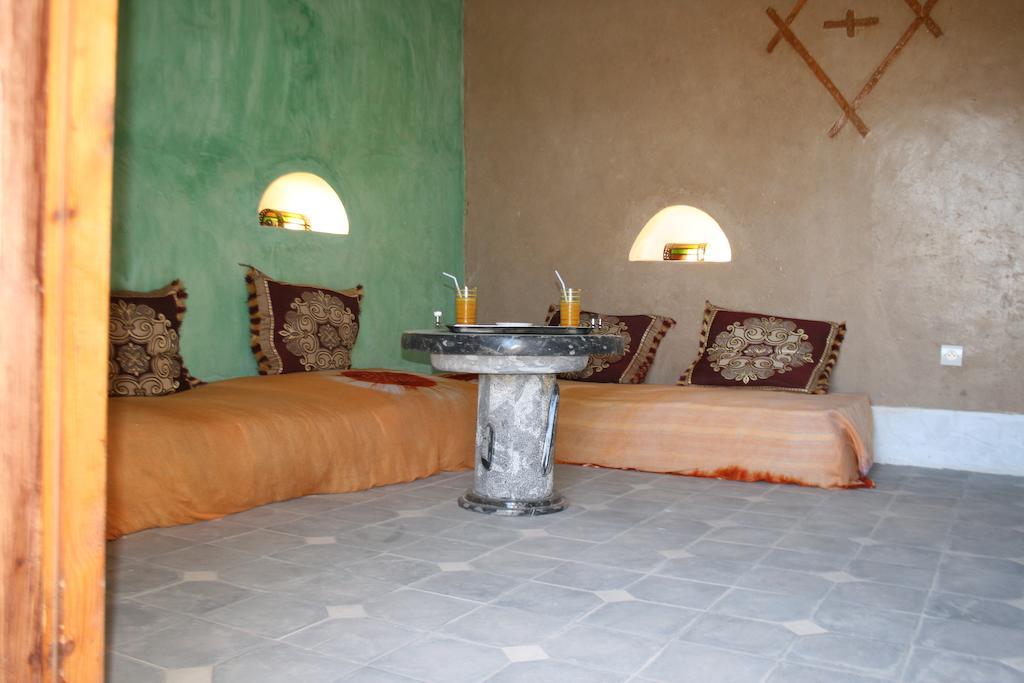 Kasbah 123 Soleil Hotel Skoura Quarto foto