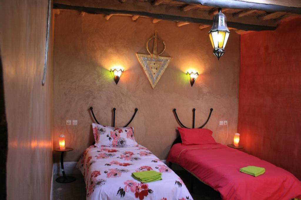 Kasbah 123 Soleil Hotel Skoura Quarto foto